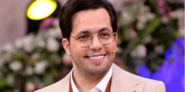 1715488505 عکس رد و بدل عاشقانه های سنگین و رنگارنگ حامد