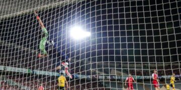 فوتبال ایران در حال نابودی است