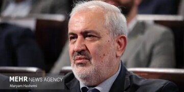 مقررات خودروهای فرسوده دولت همچنان معلق است