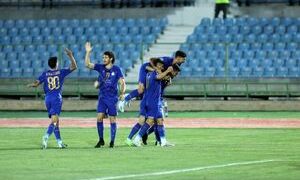 استقلال ۳ – الغرافه صفر/ الاهلی یک