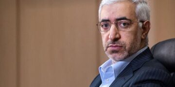 «عشقی» به بورس قرمز؛ بازگشت وامها مسئله ی اصلی نیست