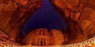 1731408795 شهری ترسناک که شبیه اجنه تصویر است