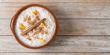 نحوه ساخت فرنی سیب ؛ فرنی خوشمزه برای افطار