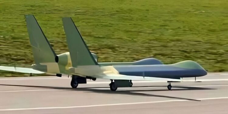 پهپادهای غول پیکر با طرحی عجیب و غریب که آسمان