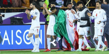 یک رهبر احتمالی در آسیا ؛ تحقیق در مورد موقعیت