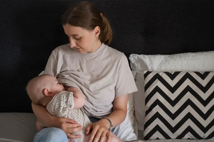 رژیم غذایی اجاره ای چیست؟ 3 شیردهی با کمک یک مادر جایگزین