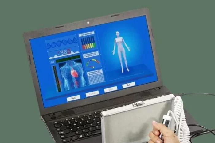 بهترین مرکز یوگا در کاراج با الهام 6 بیاموزید که چگونه با Biorsionans باریک شوید - مرکز یوگا Elham Pouyamsh