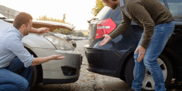 جرم تصادف ساختگی چیست و چه مجازاتی دارد؟