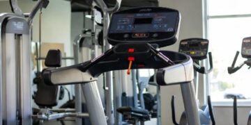 1762849668 راهنمای خرید تردمیل برای باشگاه