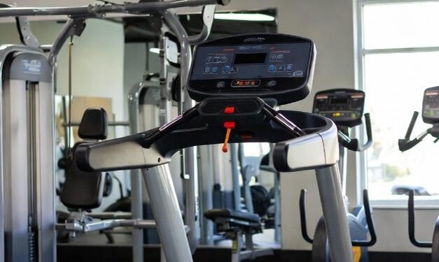 1762849668 راهنمای خرید تردمیل برای باشگاه