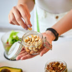 1764762101 182 غذاهایی که شما را در طول روز سیر نگه می