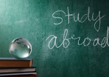 چطور در آزمون‌های بین‌المللی بدون داشتن کارت اعتباری خارجی ثبت‌نام کنیم ؟