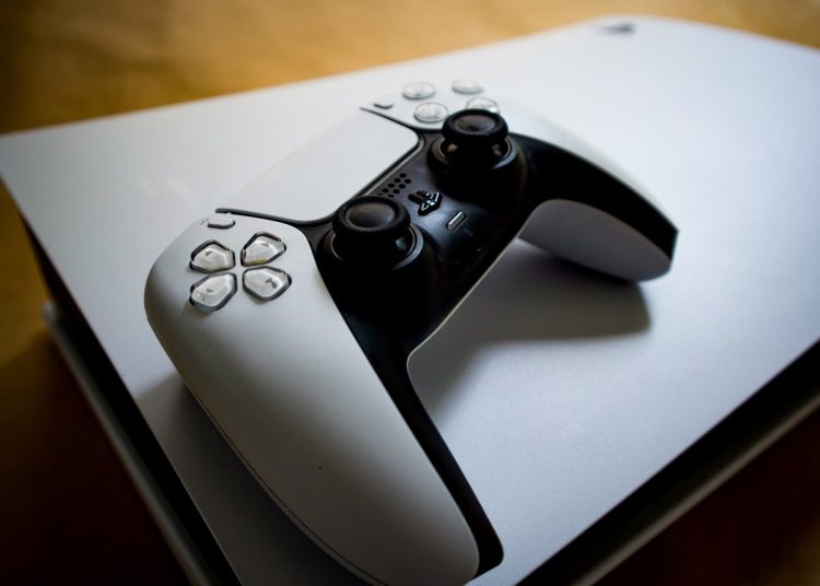 PS5 دیجیتال یا دیسک خور ؛ کدام مدل در ایران به‌صرفه‌تر است؟