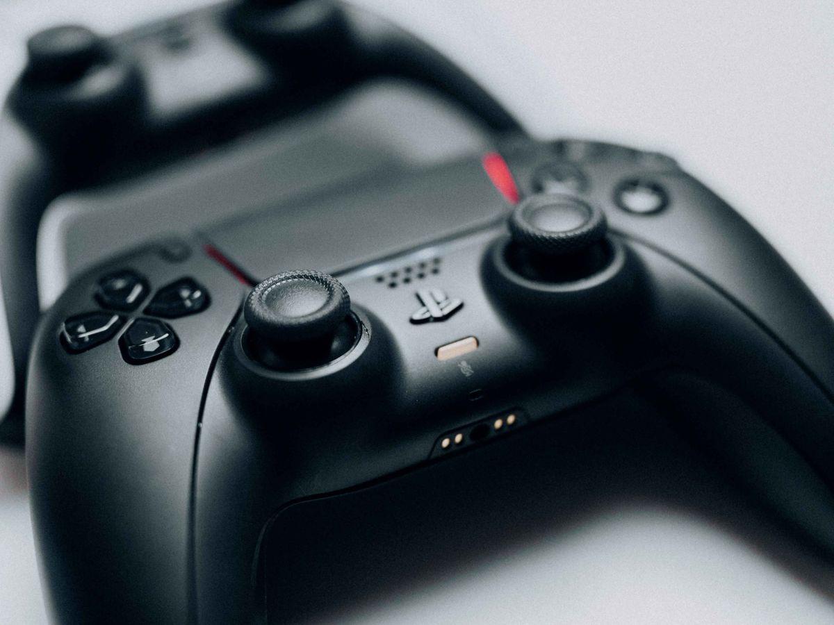 PS5 دیجیتال یا دیسک خور ؛ کدام مدل در ایران بهصرفهتر است؟ 4 اینترنت، حافظه و گیفتکارت چه تاثیری روی انتخاب دارند؟