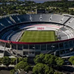 10 استادیوم بزرگ فوتبال جهان را بشناسید 2 10 استادیوم بزرگ فوتبال جهان را بشناسید