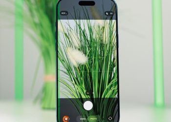جذاب‌ترین قابلیت دوربین iPhone 17 و iPhone Air به این گوشی اندرویدی می‌آید