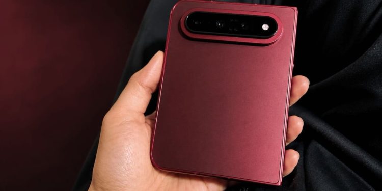 گوشی تاشو Xiaomi 18 Fold با تراشه Xring O3 در بنچمارک دیده شد