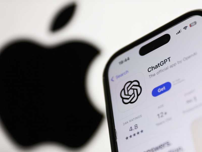 تفاوت سیری و ChatGPT چیست؟ 7 تفاوت مهم که باید diginoy را بدانید