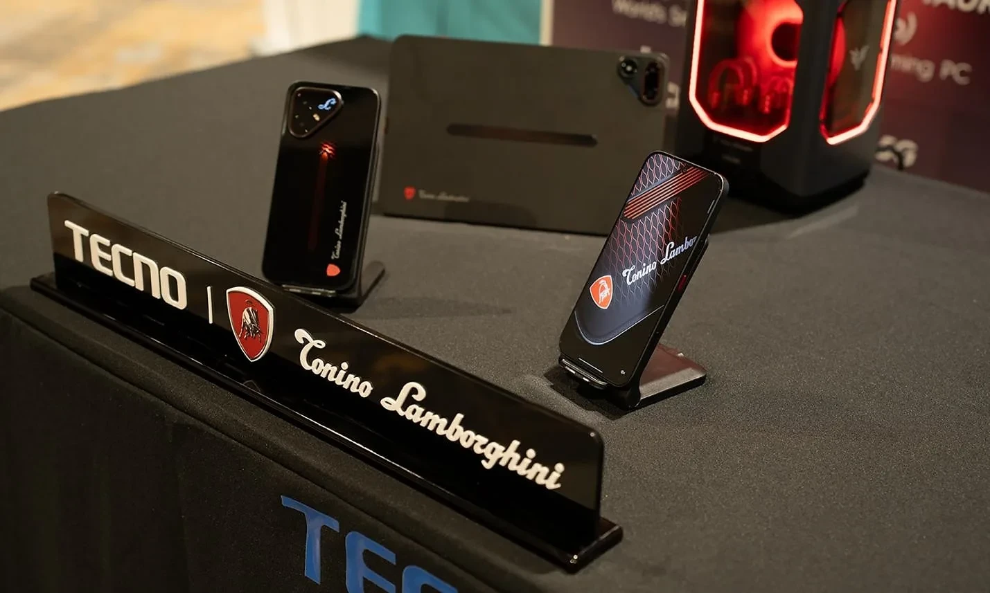 Tecno از نسخه خیره کننده Pova 8 Pro 5G Tonino Lamborghini رونمایی کرد. اتصال سرعت و فناوری در IFA 2026 9 Tecno از نسخه خیره کننده Pova 8 Pro 5G Tonino Lamborghini رونمایی کرد. اتصال سرعت و فناوری در IFA 2026