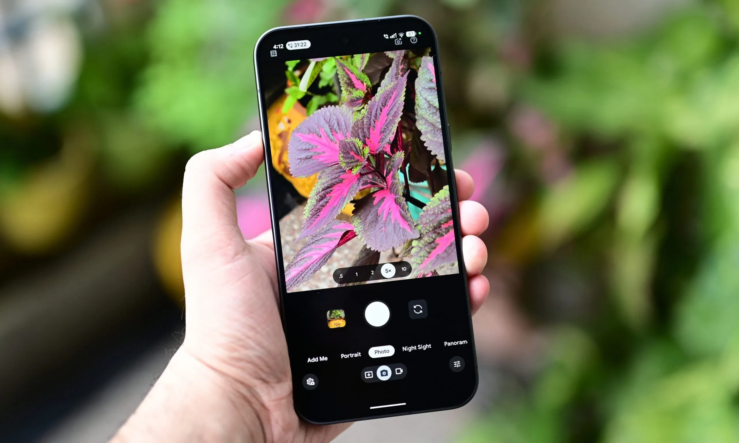 دوربین Pixel 11 Pro XL عکس‌های خارق‌العاده‌ای می‌گیرد، اما پردازش آن‌ها خیلی طول می‌کشد!