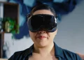 هدست واقعیت مجازی Steam Frame ولو رسماً معرفی شد؛ تجربه بی‌سیم بازی‌های استیم با اسنپدراگون ۸ نسل ۳