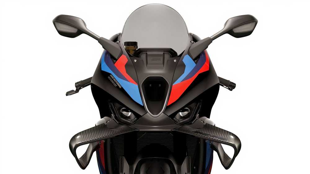 موتورسیکلت BMW M 1000 RR هیجان را با دقت و سرعت دیجینوی متعادل می کند