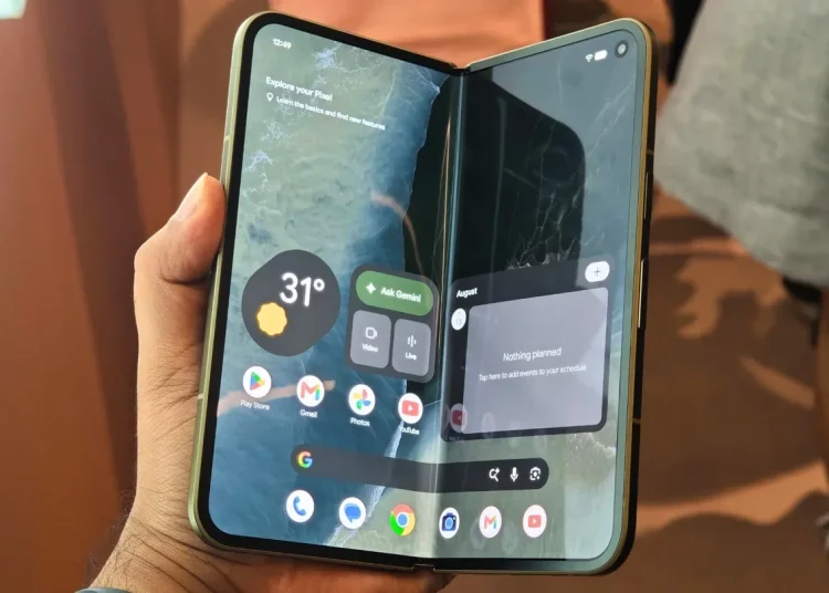 فناوری رادارگریز نظامی؛ راهکاری غیرمنتظره برای حل بزرگ‌ ترین مشکل دوام گوشی‌ های تاشو