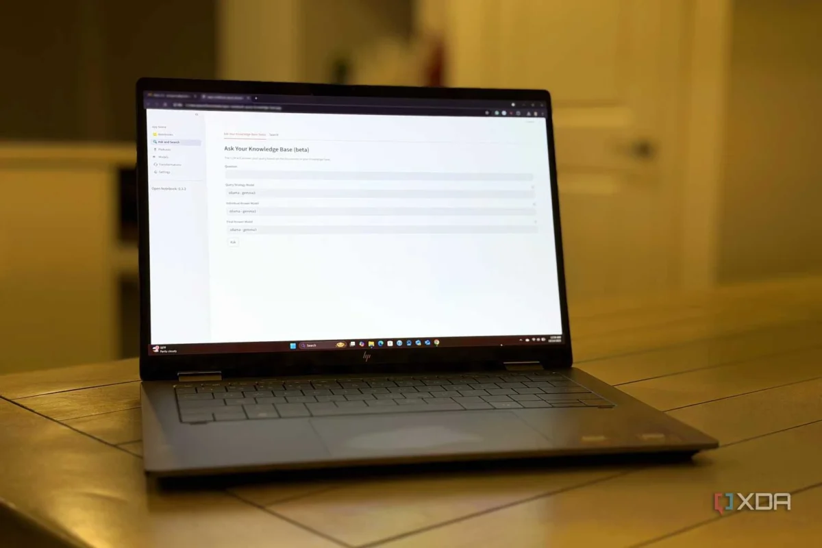 رابط کاربری Notebook را در لپ تاپ باز کنید