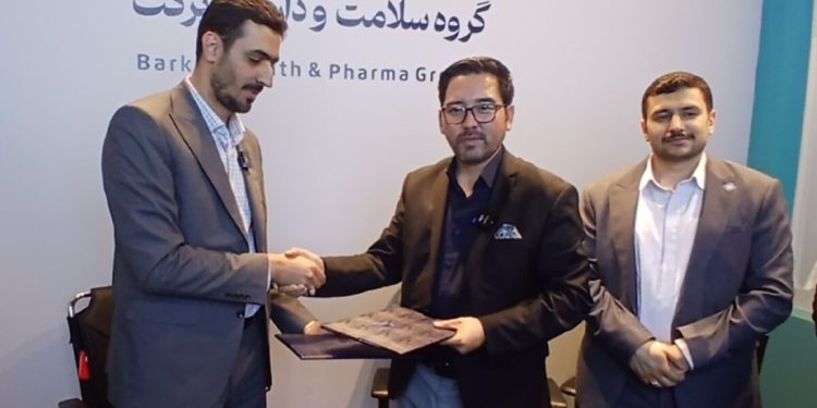 انعقاد تفاهم نامه همکاری میان بیمارستان برکت و شرکت مطهر
