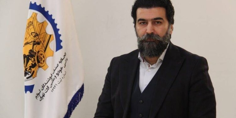 اهرم قانون بر گلوی بازار| حسینی خواستار ارتباط نهادی اصناف با سران قوا شد نه اشخاص! 1 اهرم قانون بر گلوی بازار حسینی خواستار ارتباط نهادی اصناف