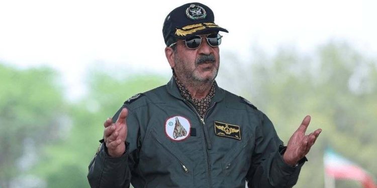 با سرعت 100 مایل در ساعت تصادف کنید و زنده بمانید. ابهام در گزارش آمریکا از نجات خدمه F-15E 1 با سرعت 100 مایل در ساعت تصادف کنید و زنده