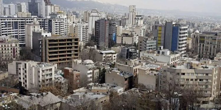 برای خرید خانه در تهران چند سال باید کار کنید؟