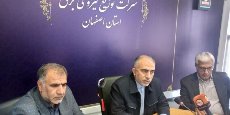توسعه انرژی‌های تجدیدپذیر راهبرد اصلی اصفهان برای عبور از ناترازی‌ها