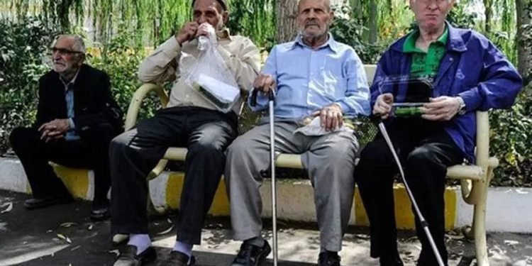خبر مهم افزایش حقوق کارگران و بازنشستگان