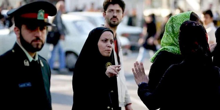 خسروپناه: مسئله حجاب با تصمیمات احساسی حل نمی شود 1 خسروپناه مسئله حجاب با تصمیمات احساسی حل نمی شود