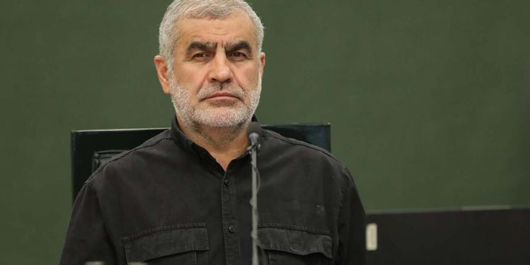 خطاب به علی نیکزاد؛ شما حجاب را دیدید، کاهش قدرت
