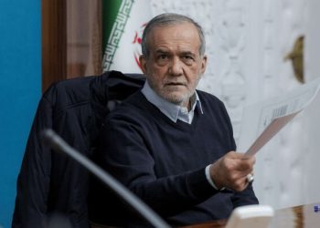دستور رئیس‌جمهور برای رفع فوری موانع تجاری و گمرکی در