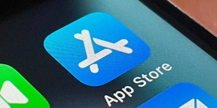 دلیل واقعی استعفای فیل شیلر از مدیریت اپ استور فاش شد. نگران برنامه های سودجویانه اپل 1 دلیل واقعی استعفای فیل شیلر از مدیریت اپ استور فاش