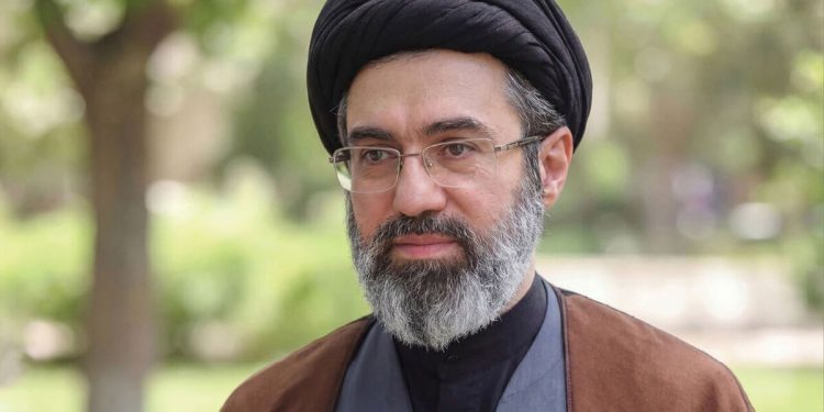 رهبر معظم انقلاب فتح قله‌های پیشرفت، مأموریت تاریخی دانش‌آموزان و
