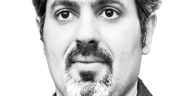 سازگاری نهادی با بحران دائمی