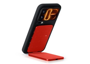 شیائومی Pocket Guitar را به‌عنوان لوازم جانبی مغناطیسی جدید Xiaomi 18 Pro معرفی کرد