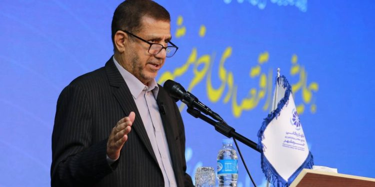 ظرفیت‌های دریایی آبادان باید موتور محرک توسعه منطقه شود