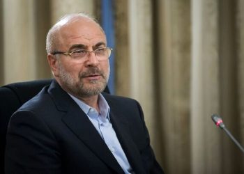 فرمول قالیباف برای فروپاشی اقتصاد آمریکا؛ بسنت در باتلاق دهه