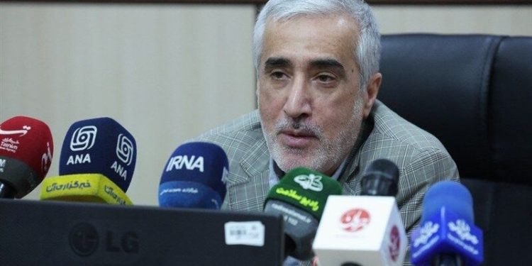 واکنش رئیس سازمان غذا و دارو به ادعای کاهش کیفیت دارو؛ تاثیر تحریم هوایی بر واردات دارو 1 واکنش رئیس سازمان غذا و دارو به ادعای کاهش کیفیت