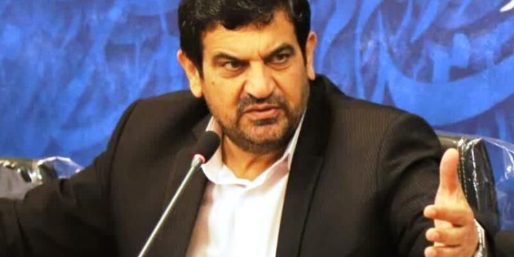 پالایشگاه آبادان باید از فهرست واگذاری‌ها خارج شود