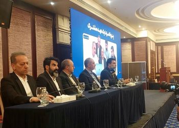 چرا ارتباطات اصناف با قوای سه‌گانه قائم به شخص است،