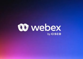 لوگوی سفید Webex به همراه عبارت «by CISCO» در مرکز یک پس‌زمینه‌ی گرادیانی که از نارنجی و صورتی در پایین به آبی و بنفش در بالا می‌رسد