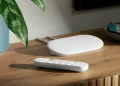 نسل جدید استریمر Google TV با میکروفون داخلی، حسگر حضور و سخت افزار ارتقا یافته در راه است 17 نسل جدید گوگل تیوی استریمر با میکروفون داخلی، سنسور حضور و سختافزار ارتقایافته در راه است