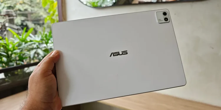 بررسی تبلت ایسوس پد (ASUS Pad); یک صفحه نمایش OLED شگفت انگیز که پتانسیل واقعی آن دست نخورده باقی می ماند 1 بررسی تبلت ایسوس پد (ASUS Pad)؛ نمایشگر شگفتانگیز OLED که پتانسیل واقعیاش دستنخورده باقی مانده است