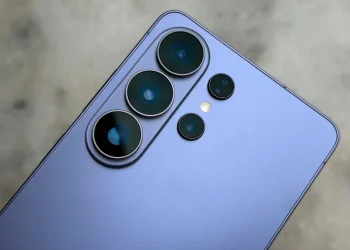 داغ شدن بیش از حد تراشه کوالکام ممکن است سامسونگ را مجبور به استفاده از Exynos در Galaxy S27 Ultra کند 2 داغ شدن تراشه کوالکام ممکن است سامسونگ را مجبور به استفاده از اگزینوس در گلکسی S27 اولترا کند